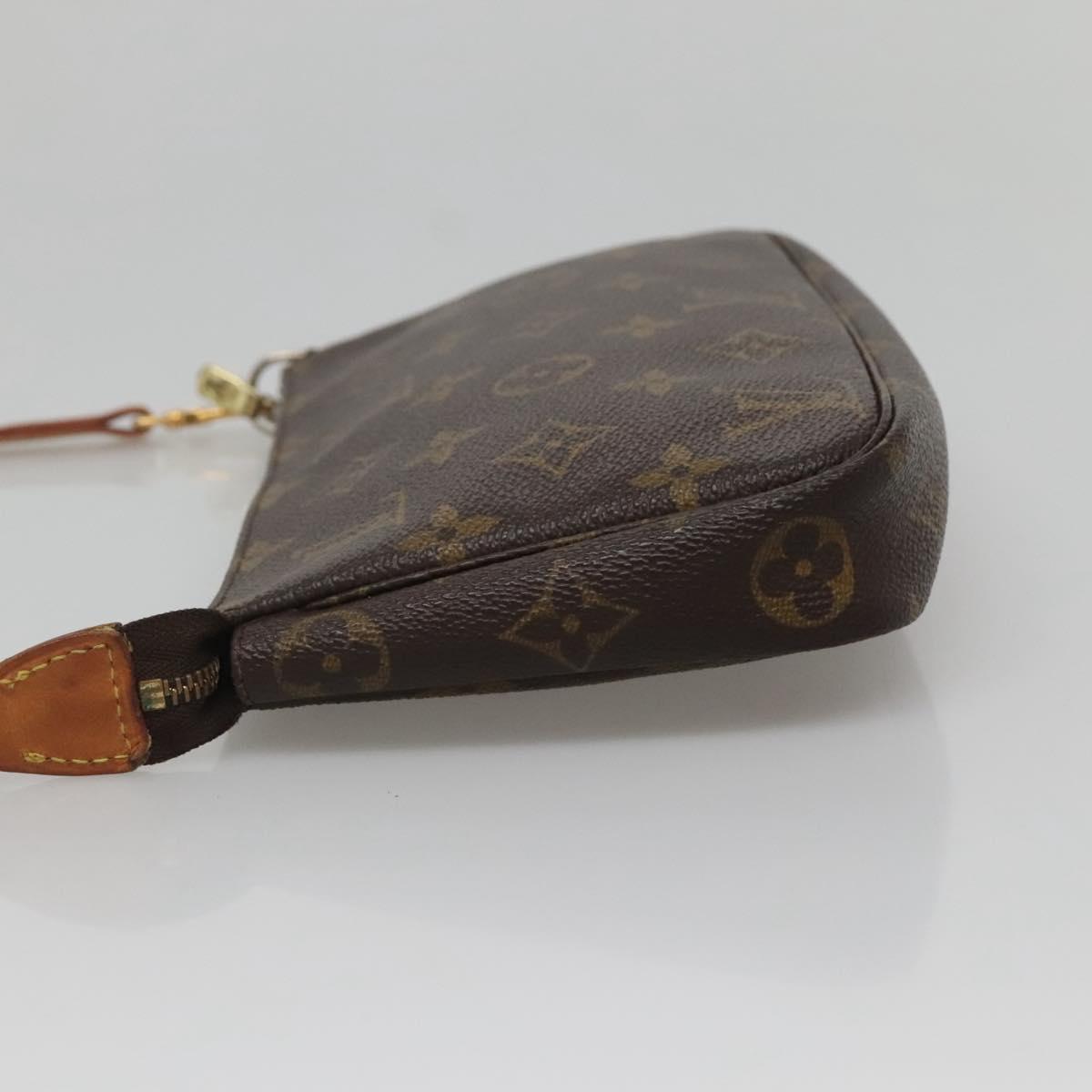 Monogram Pochette Accessoires Pouch