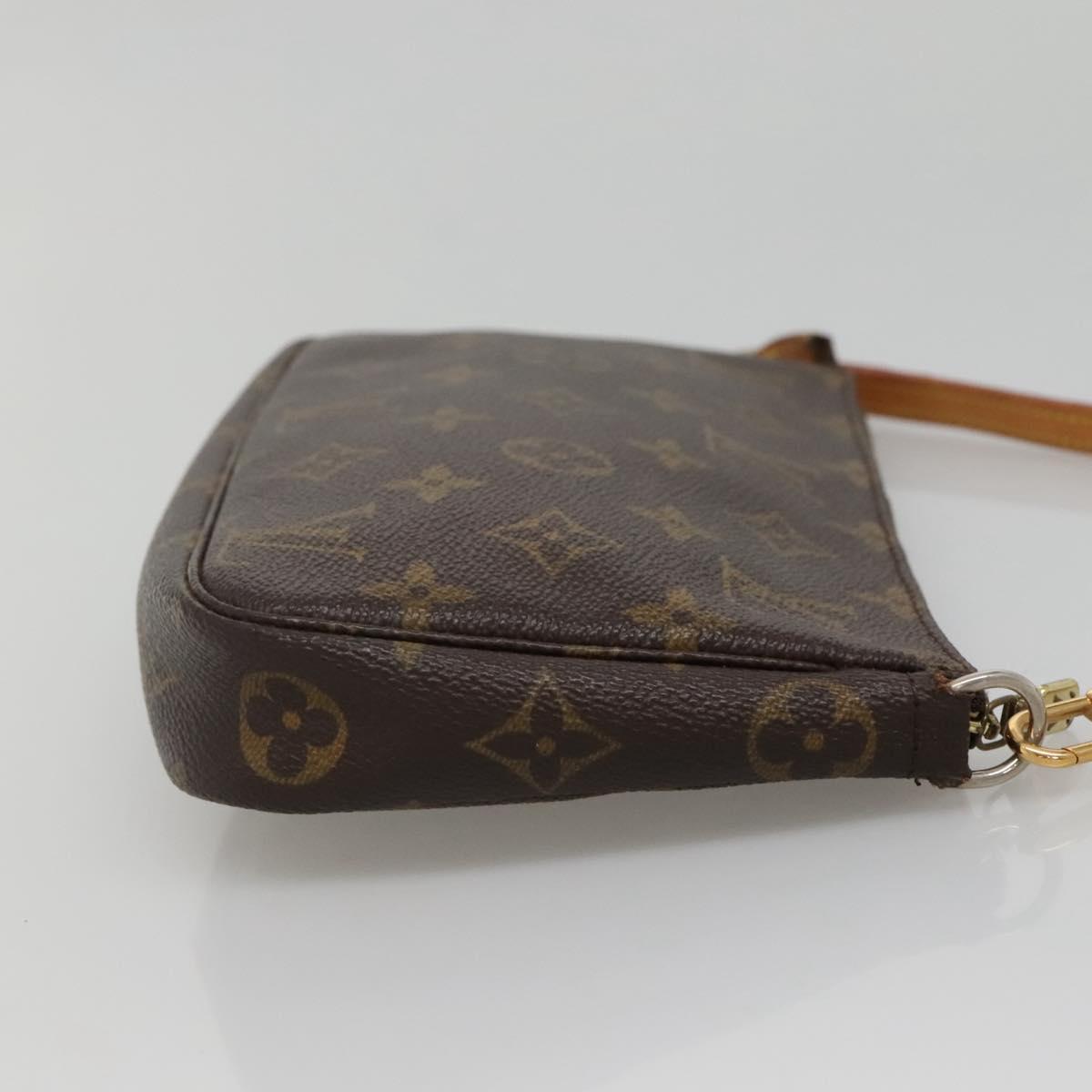 Monogram Pochette Accessoires Pouch