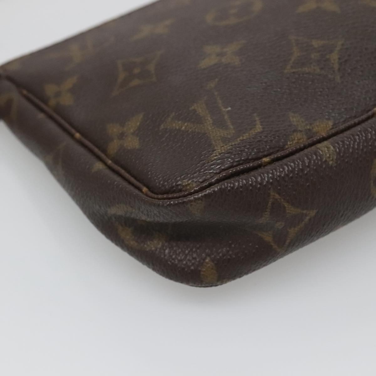 Monogram Pochette Accessoires Pouch