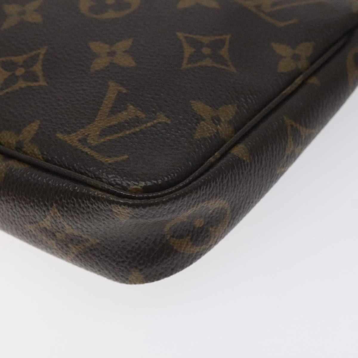 Monogram Pochette Accessoires Pouch