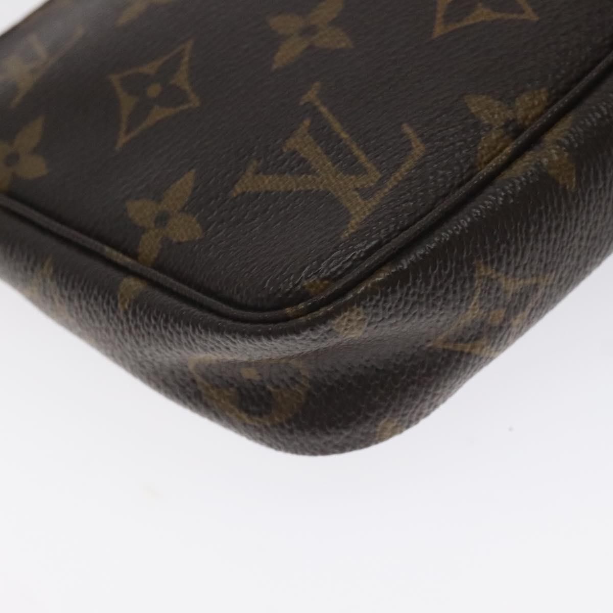 Monogram Pochette Accessoires Pouch