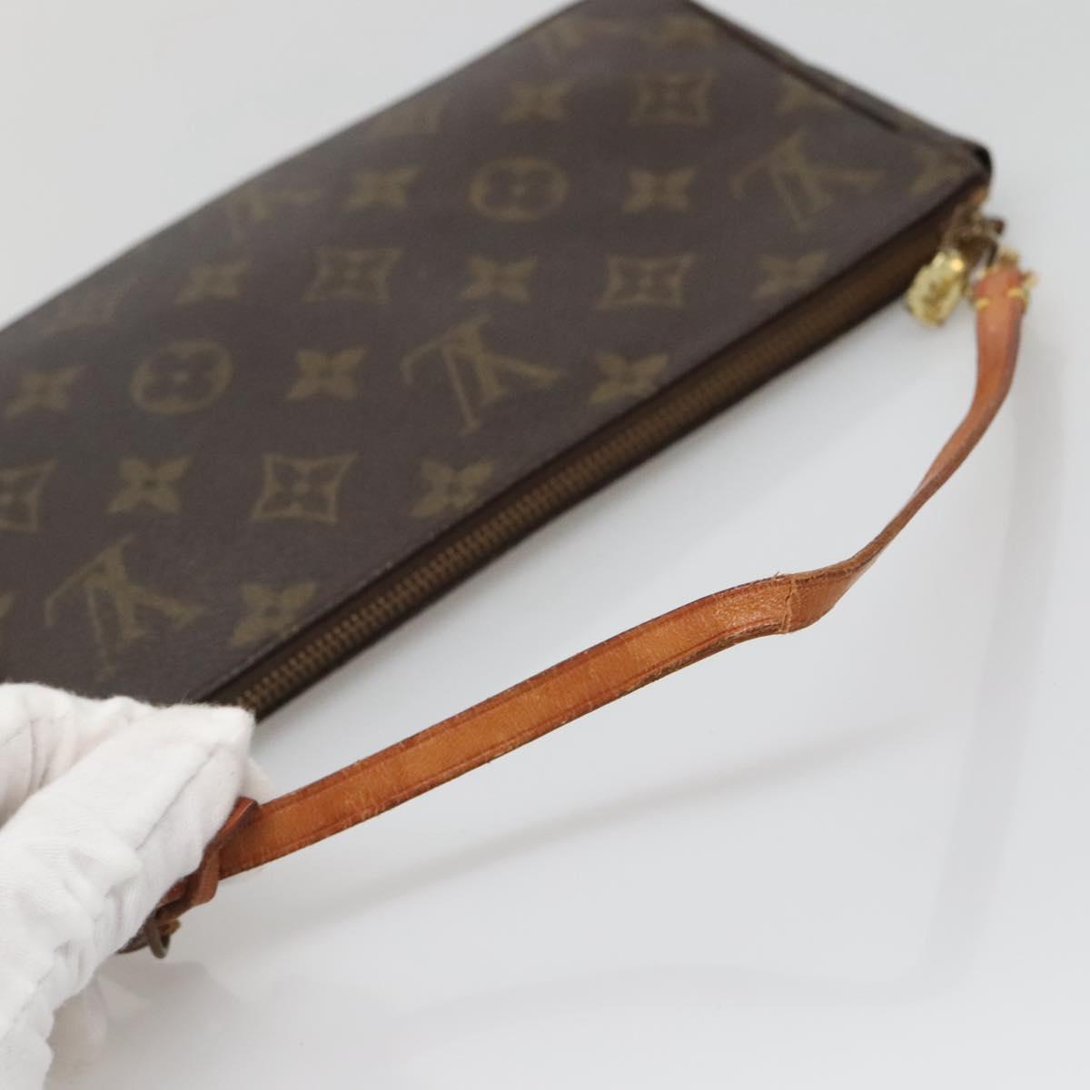 Monogram Pochette Accessoires Pouch