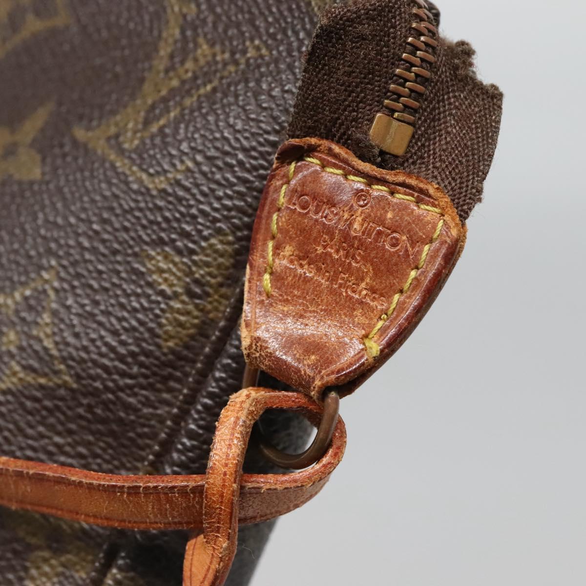 Monogram Pochette Accessoires Pouch