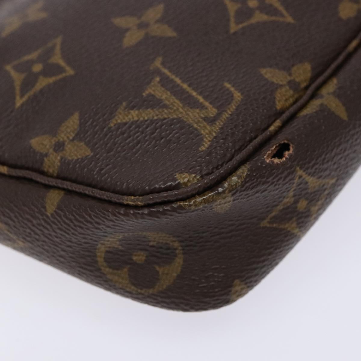 Monogram Pochette Accessoires Pouch