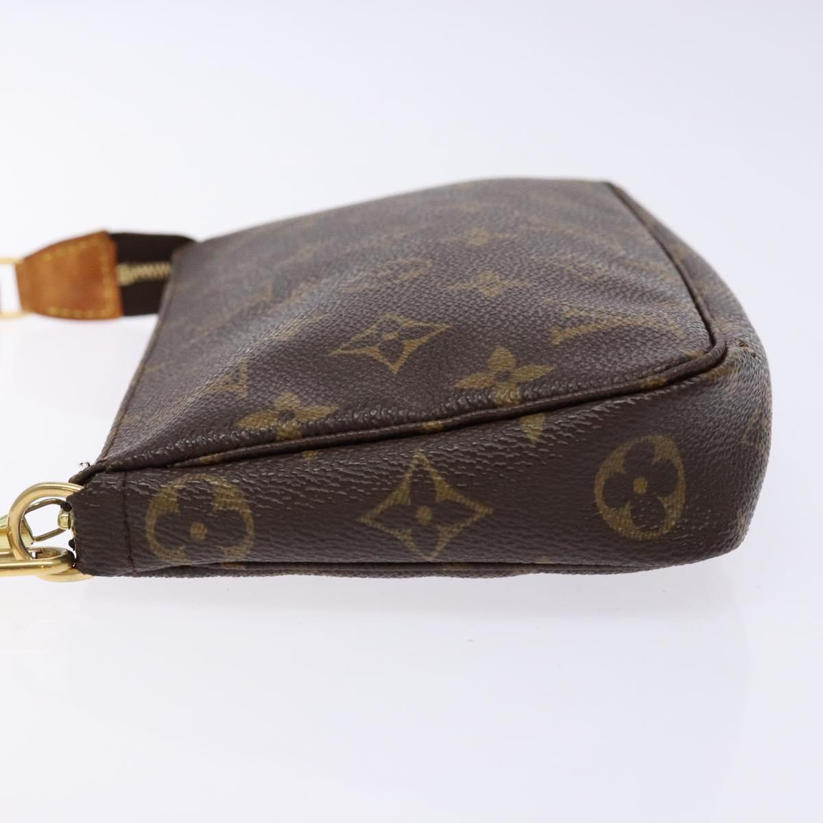 Monogram Pochette Accessoires Pouch