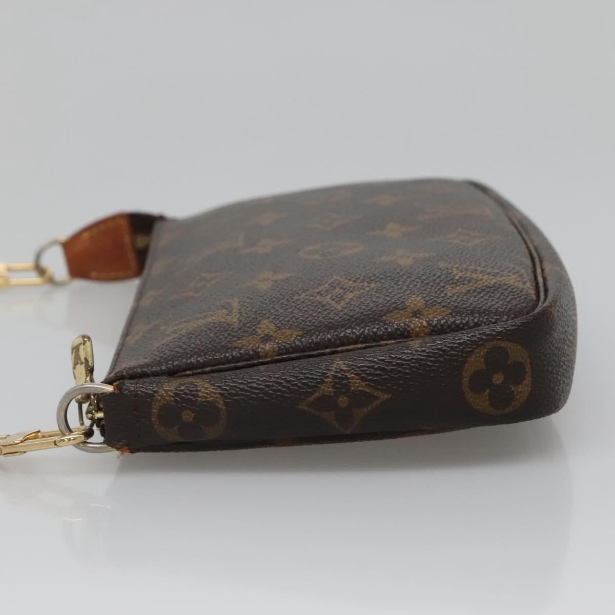 Monogram Pochette Accessoires Pouch