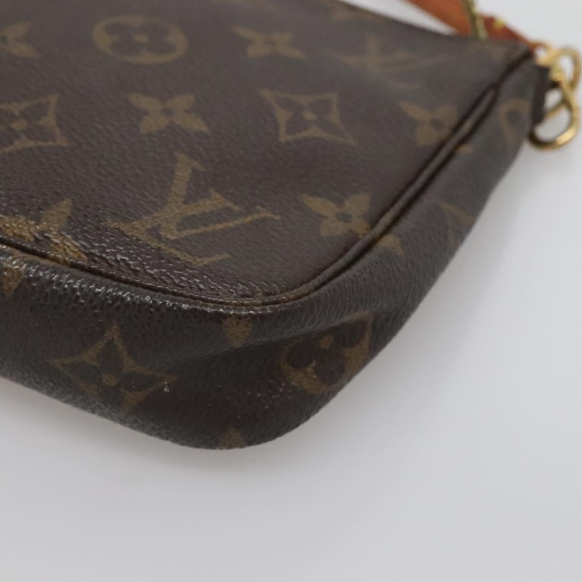 Monogram Pochette Accessoires Pouch