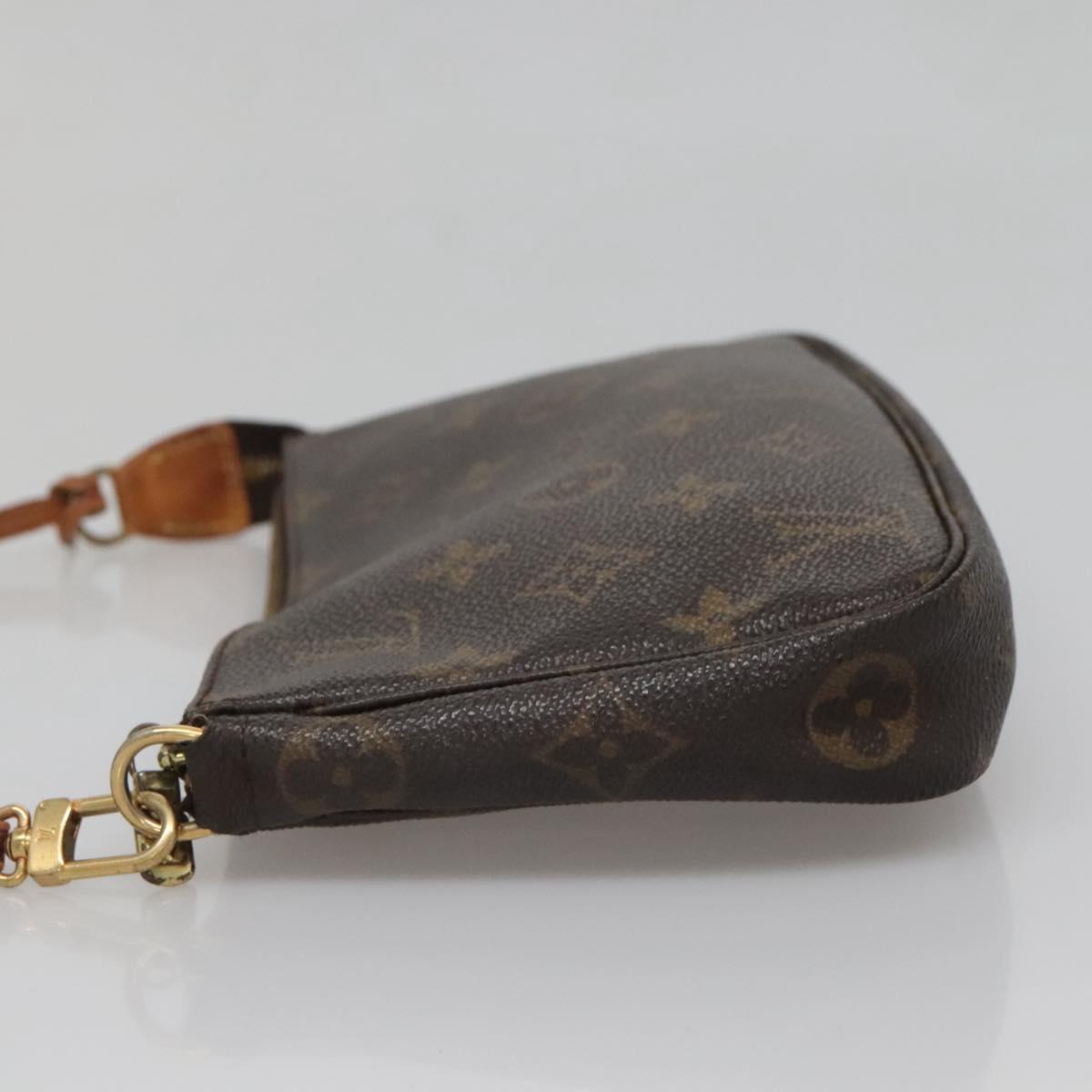 Monogram Pochette Accessoires Pouch