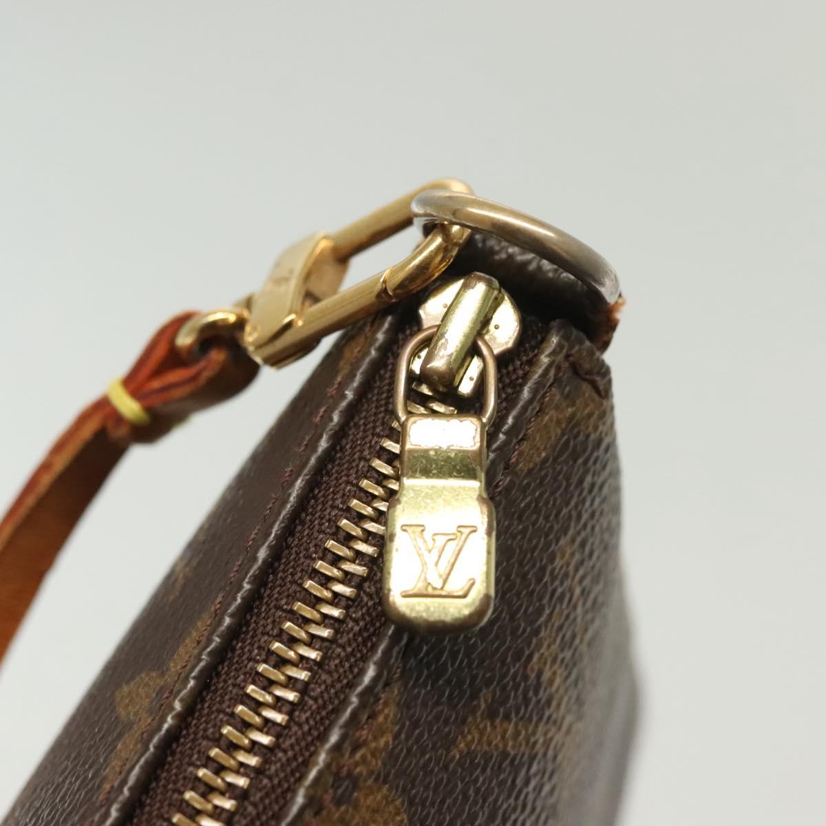 Monogram Pochette Accessoires Pouch