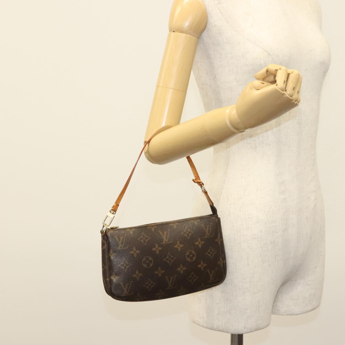 Monogram Pochette Accessoires Pouch