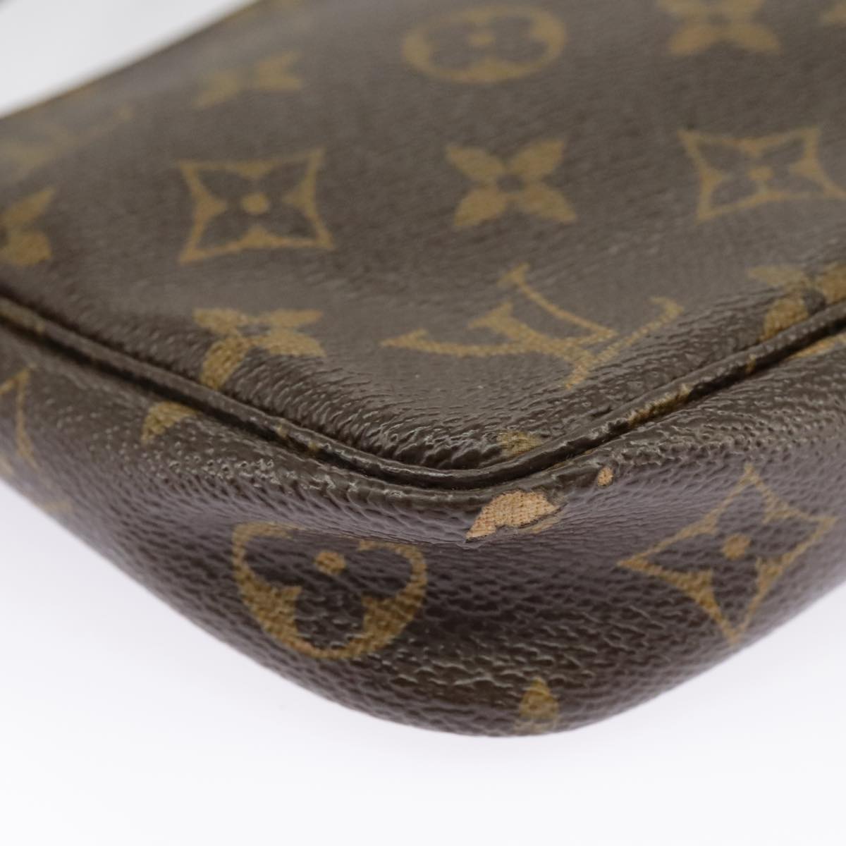 Monogram Pochette Accessoires Pouch