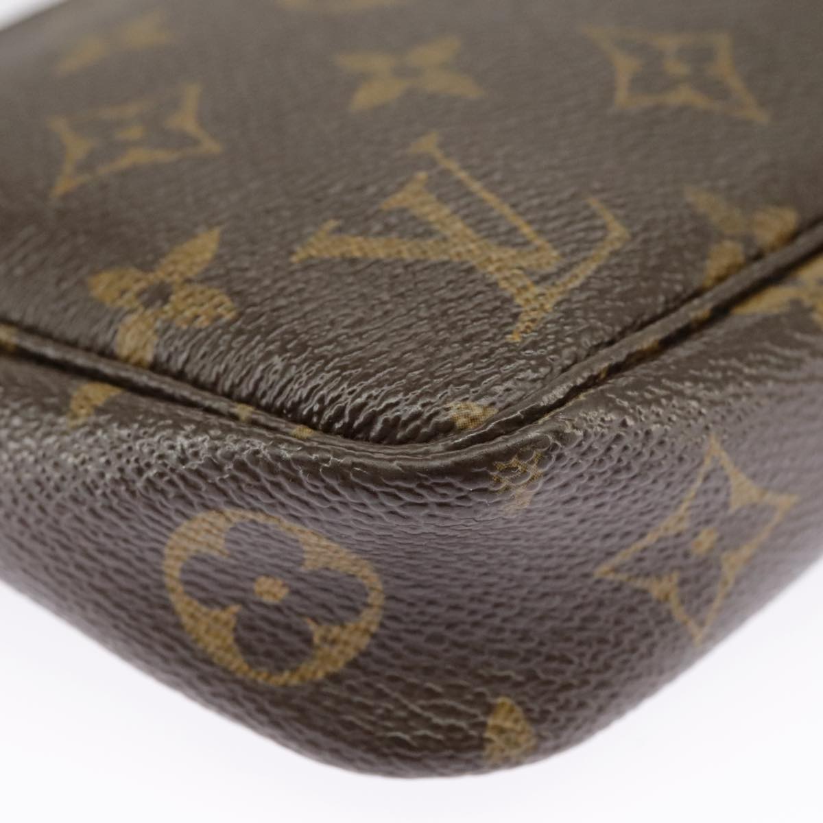 Monogram Pochette Accessoires Pouch