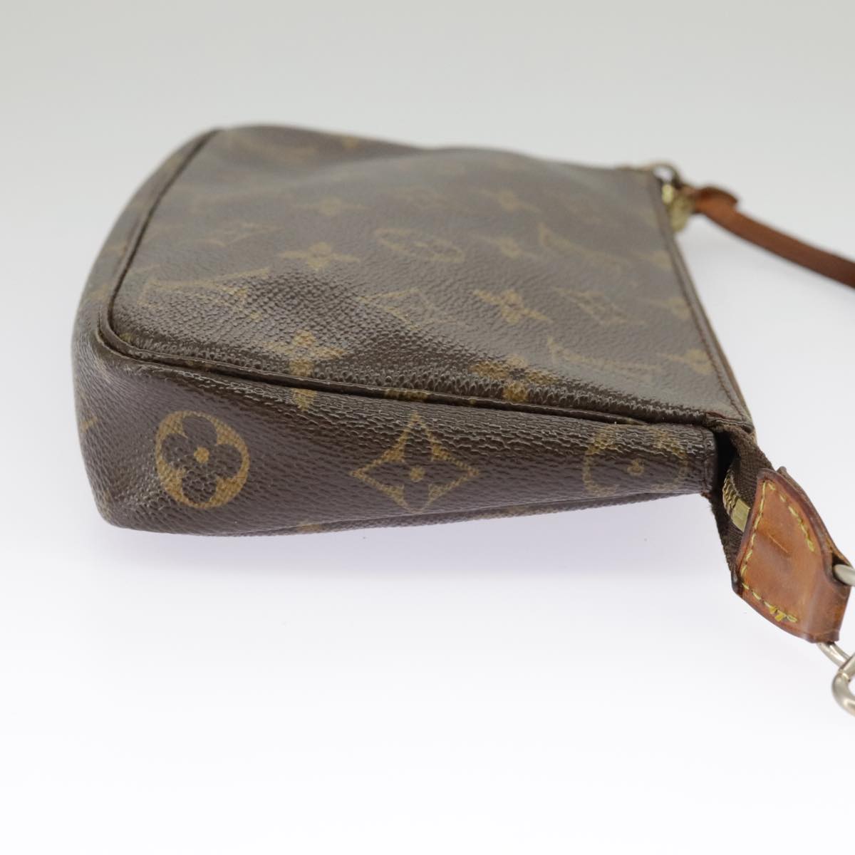 Monogram Pochette Accessoires Pouch