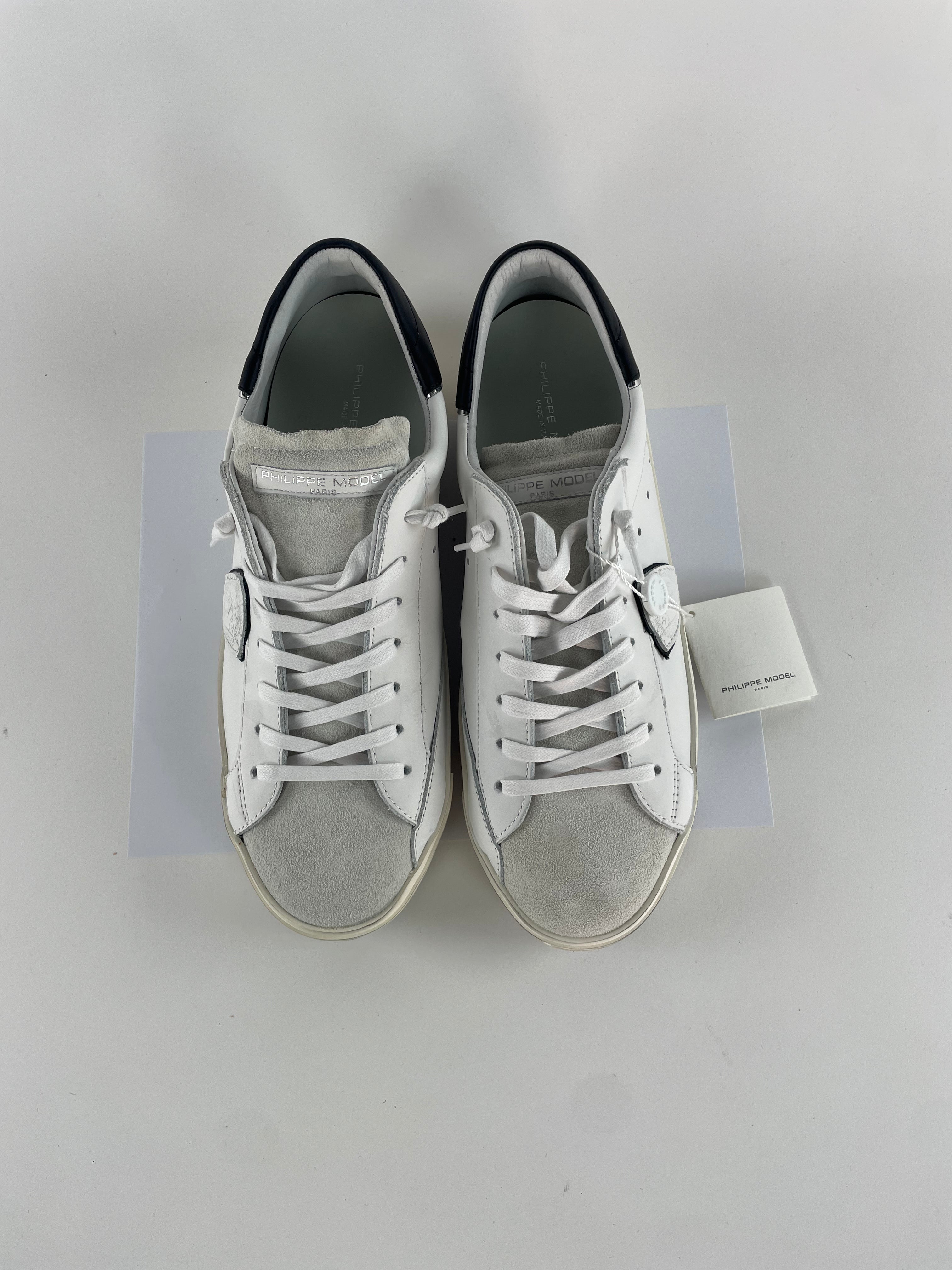 AK007. Men´s PRSX Low White Black Suede