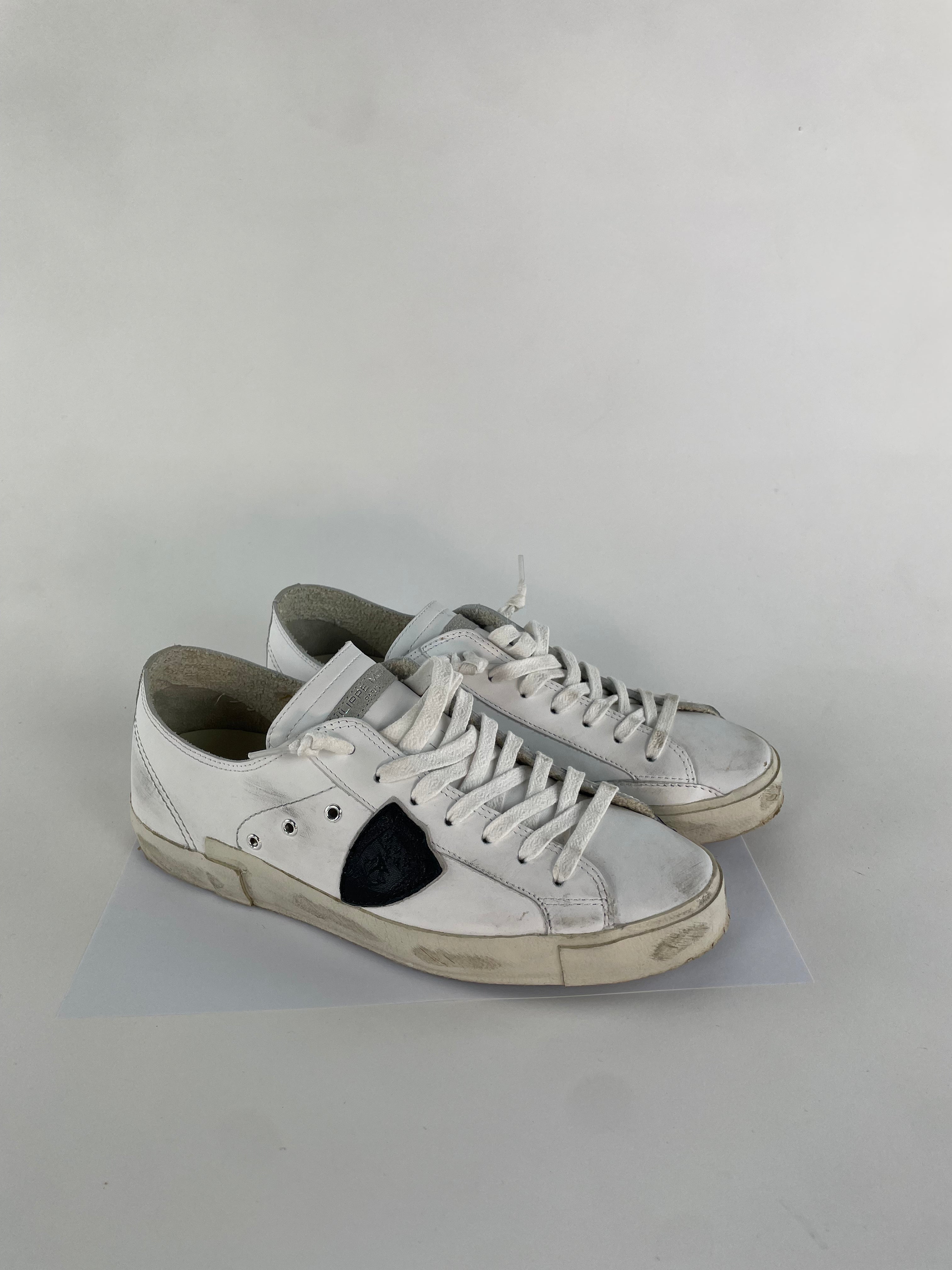 AK006. Men's PRSX Low Legere Blanc Noir