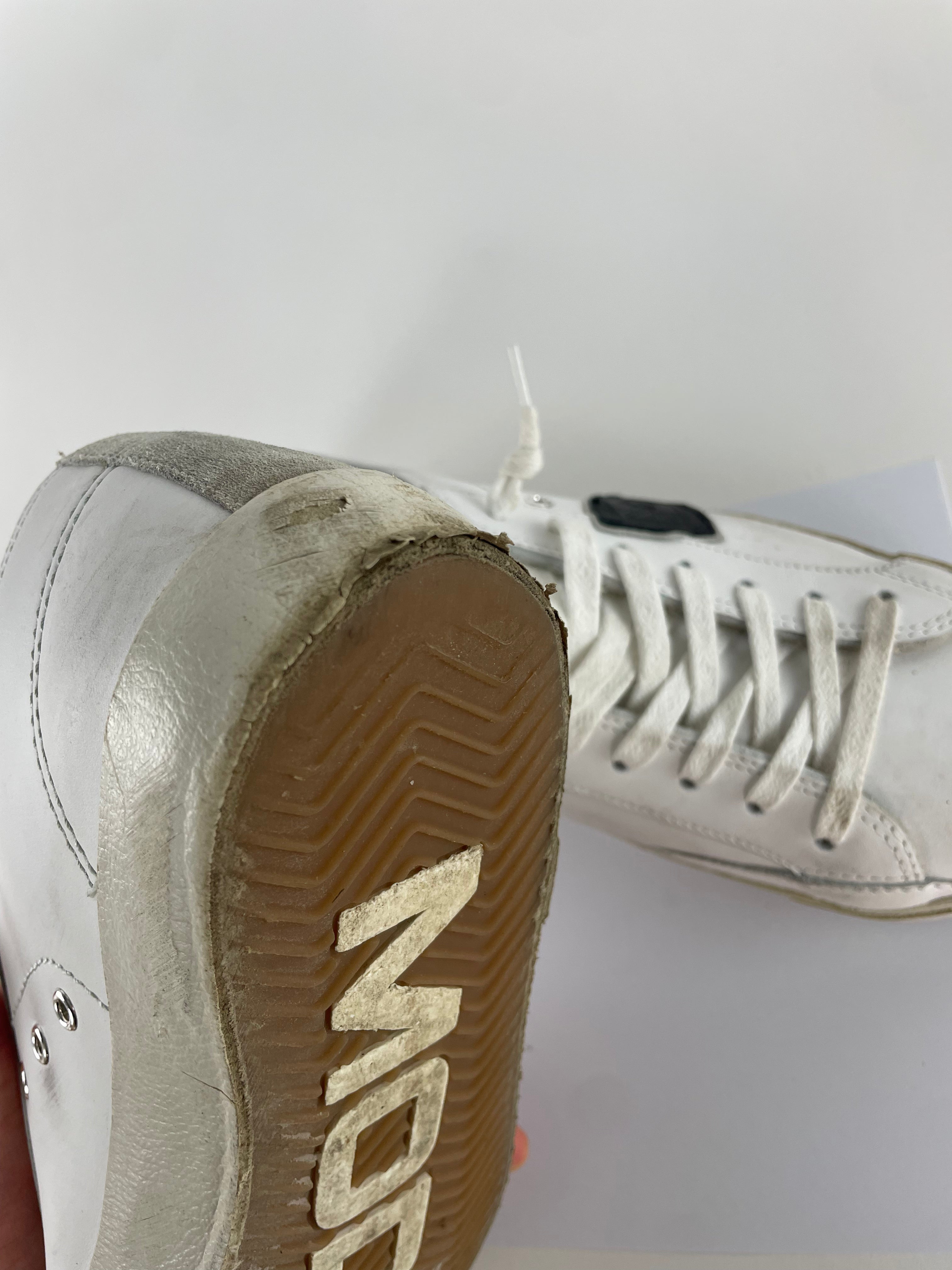 AK006. Men's PRSX Low Legere Blanc Noir