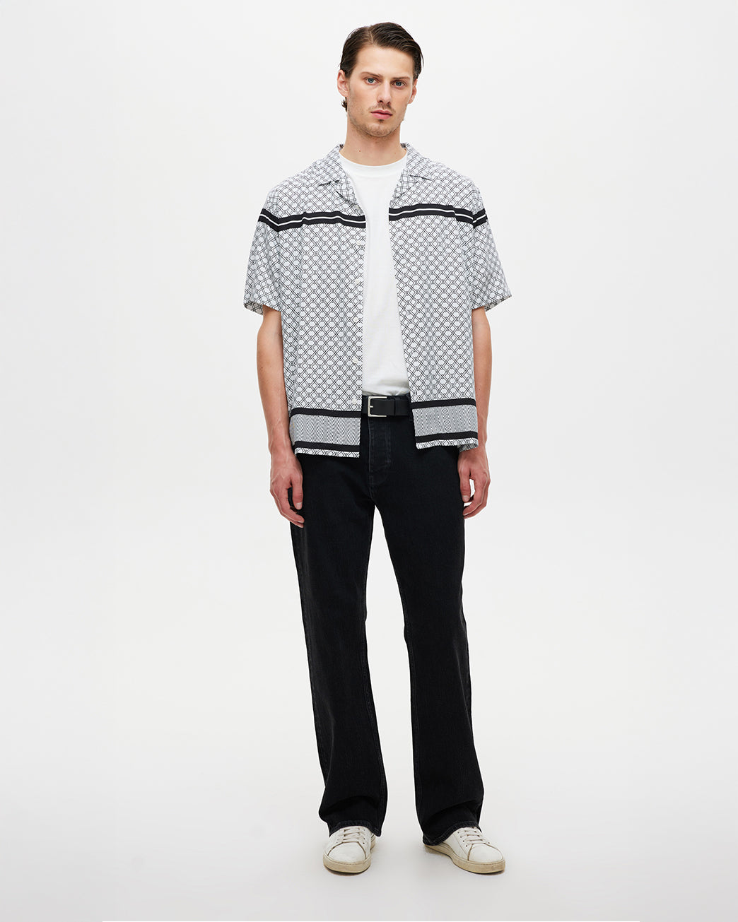 Julian Wide Venetian "Overdyed Black"