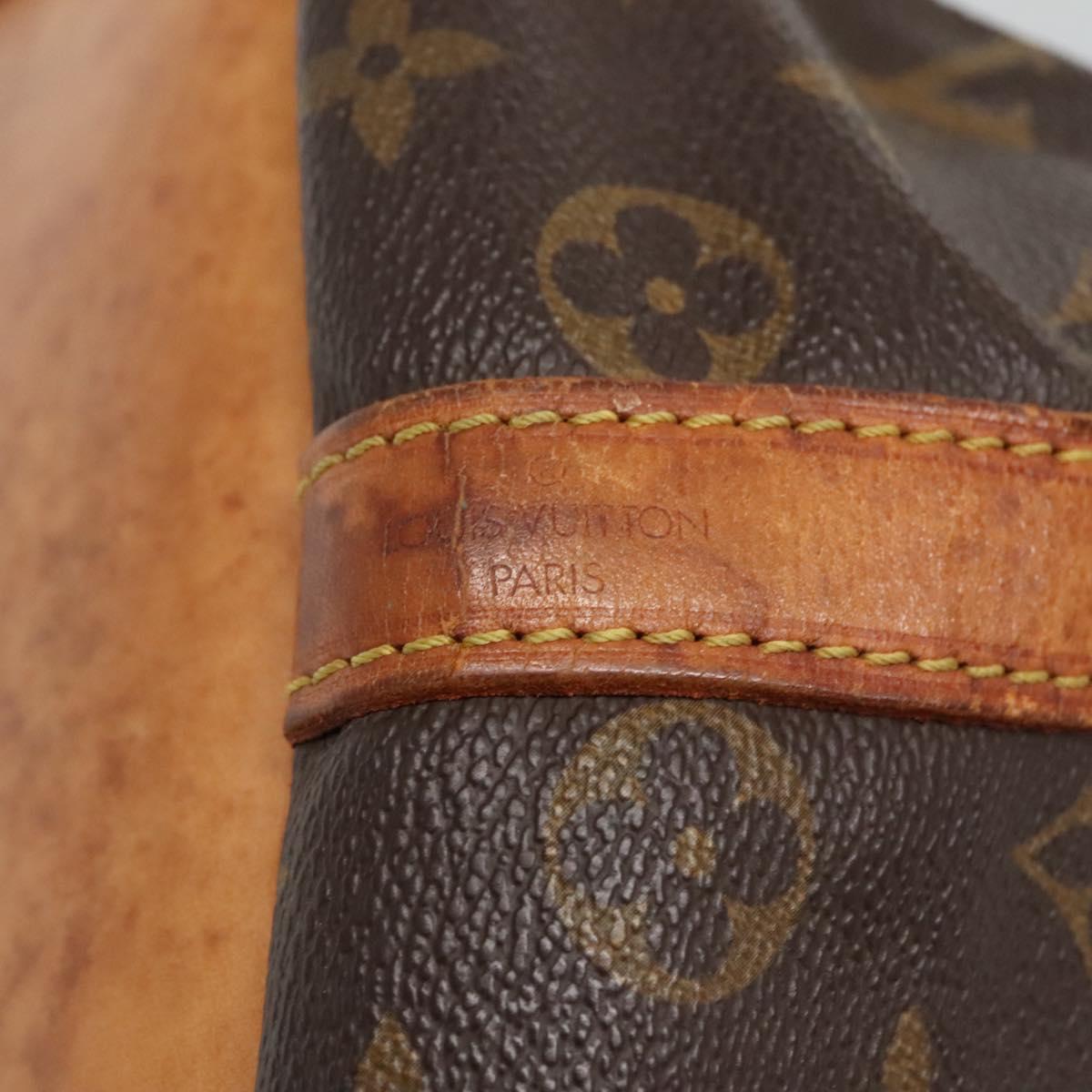 Monogrammi Petit Noe -olkalaukku