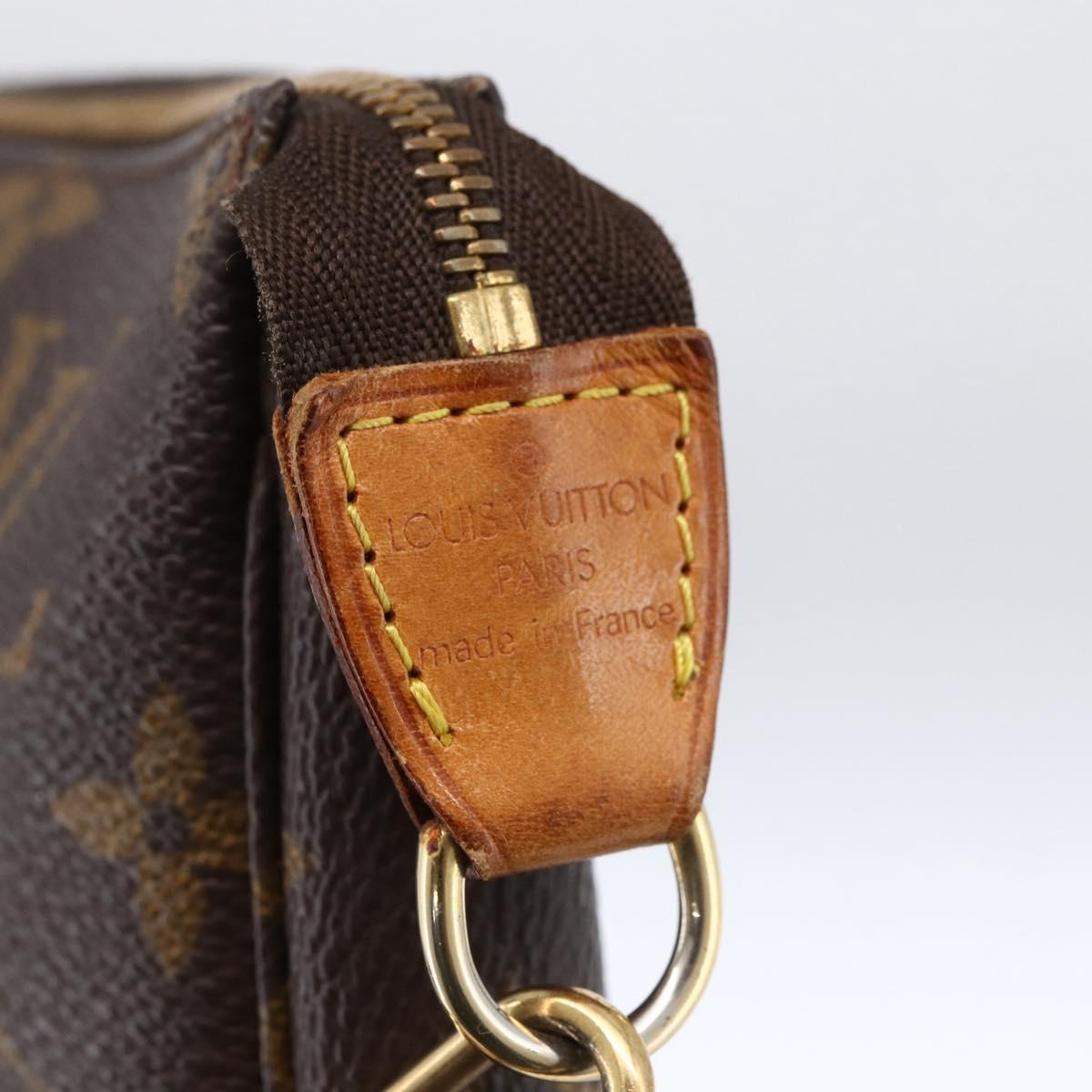 Monogram Pochette Accessoires Pouch