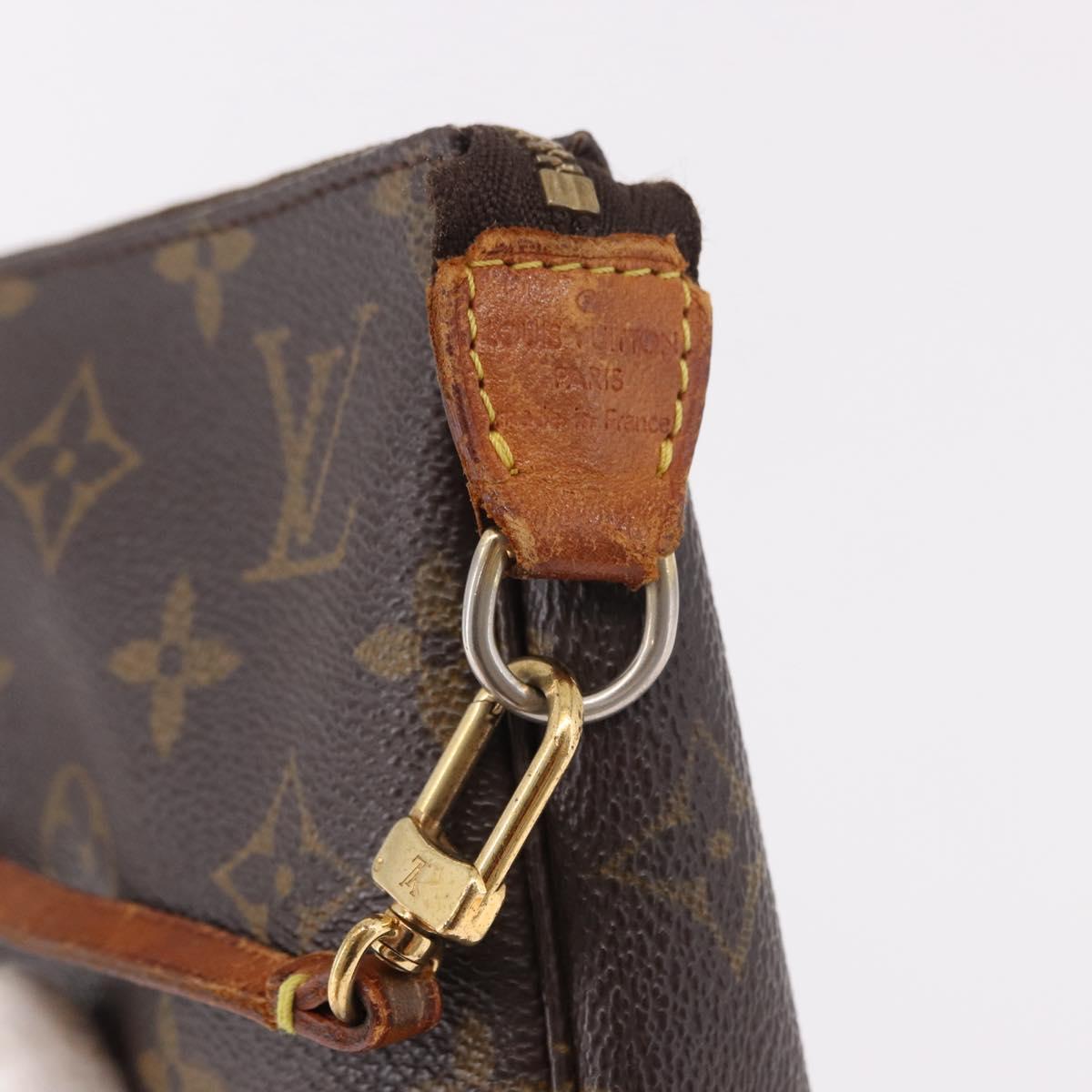 Monogram Pochette Accessoires Pouch