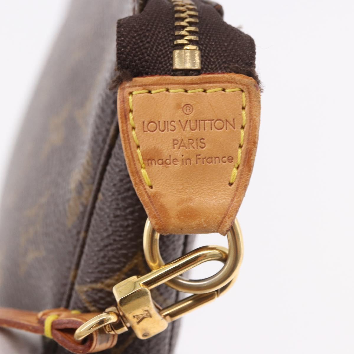 Monogram Pochette Accessoires Pouch