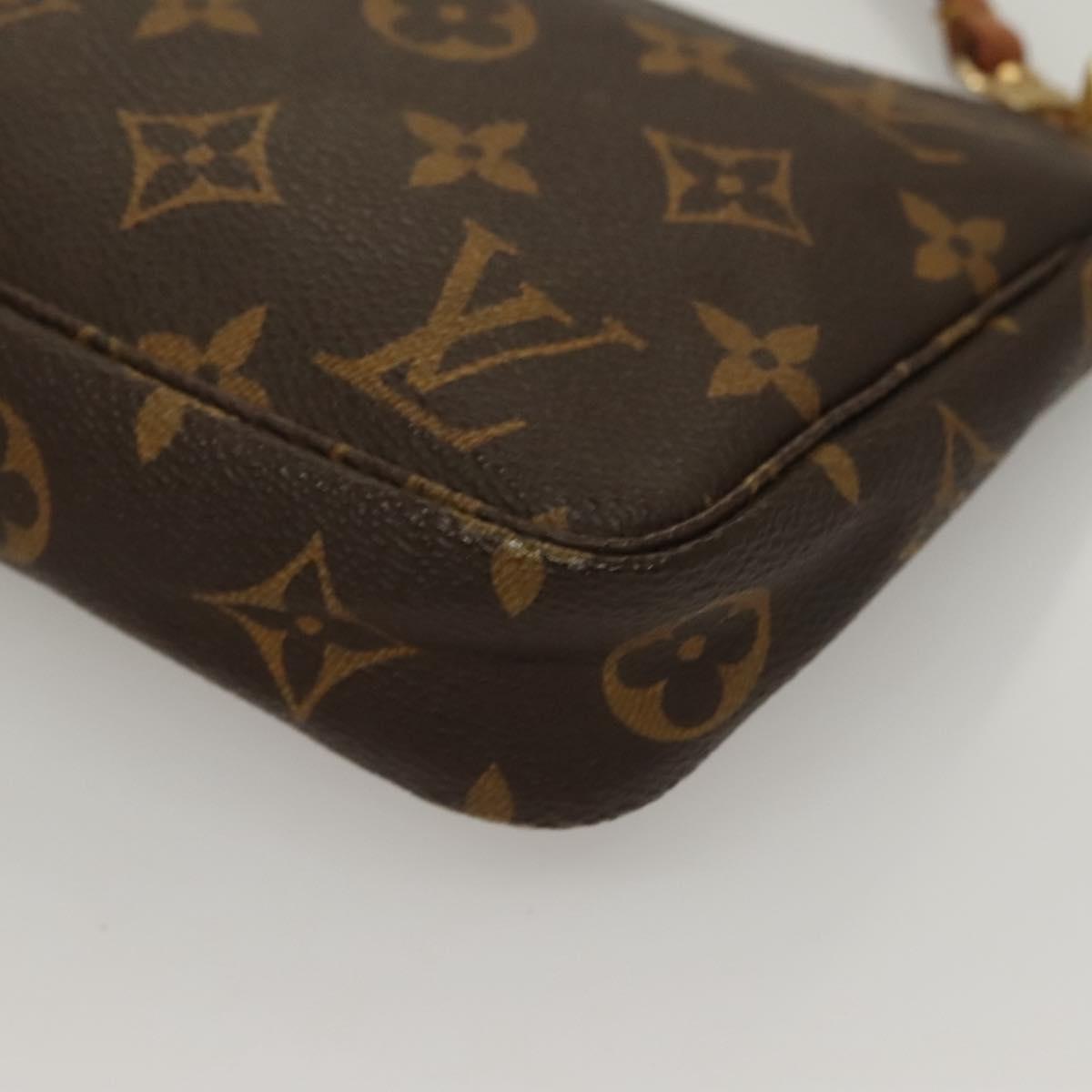 Monogram Pochette Accessoires Pouch