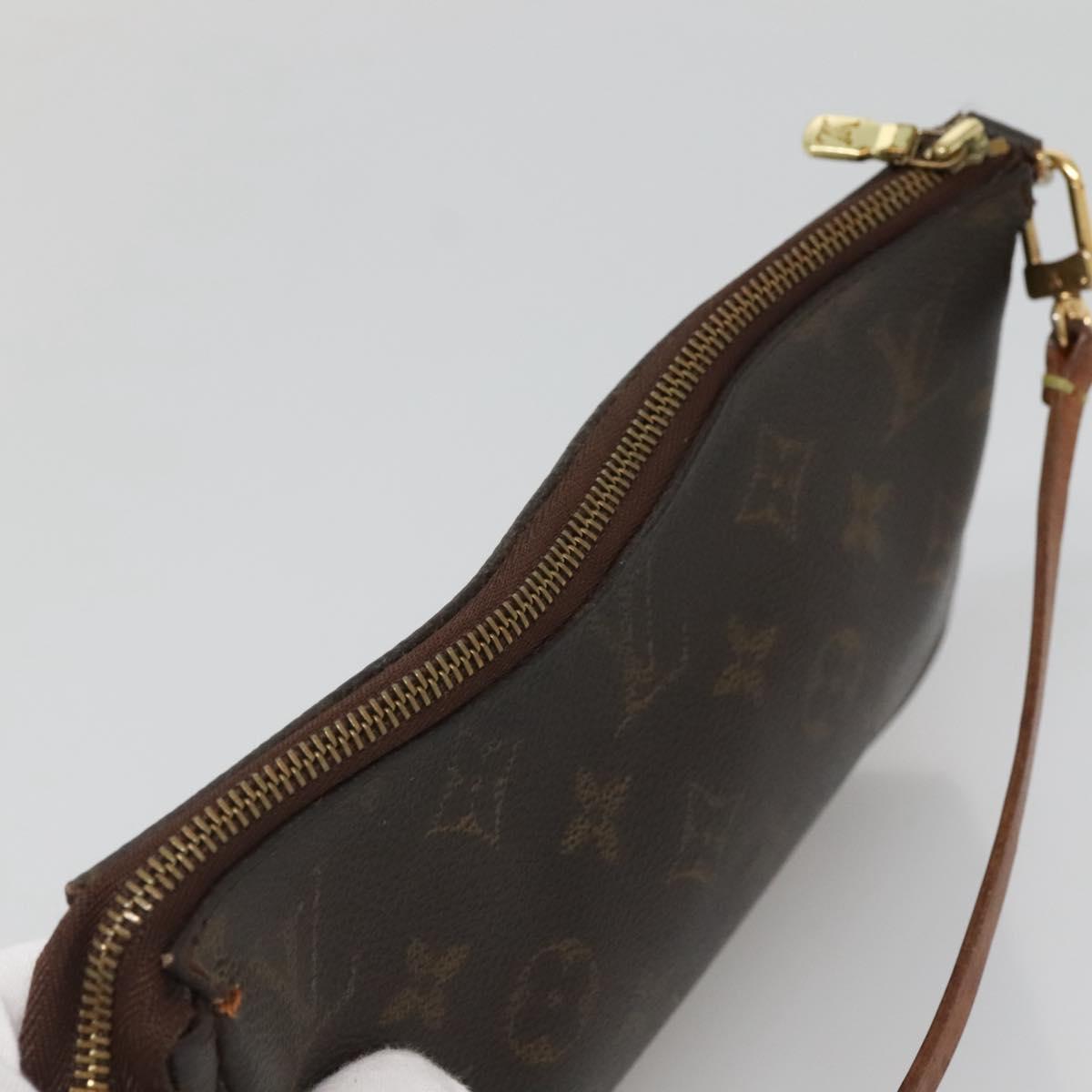 Monogram Pochette Accessoires Pouch