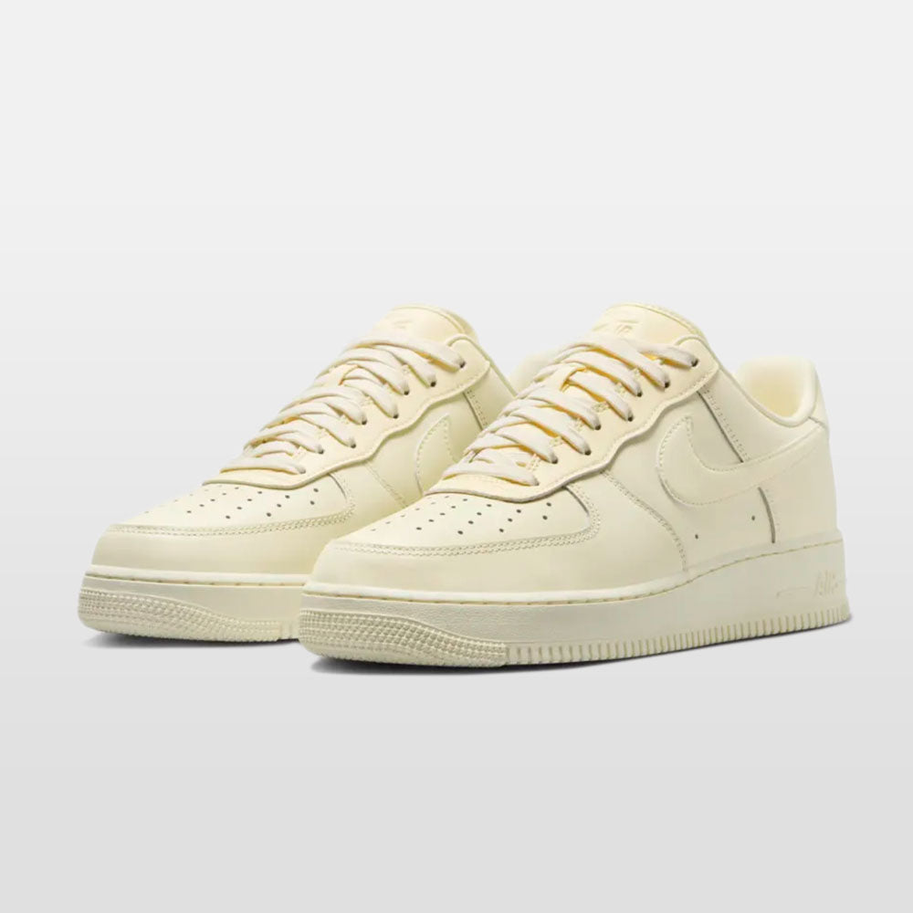 Handla Nike Air Force 1 '07 "Coconut Milk" online | Smidigt och enkelt på nätet - Merchsweden |