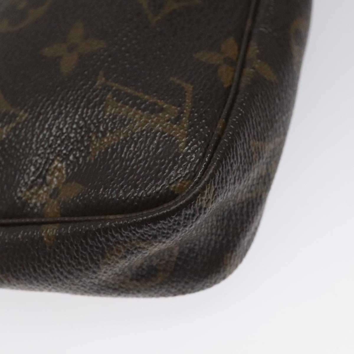 Monogram Pochette -tarvikepussi