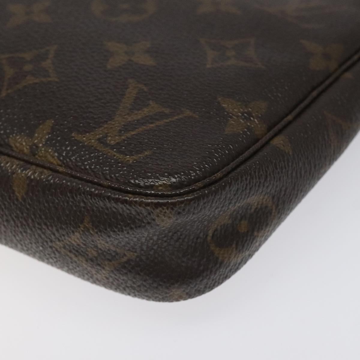 Monogram Pochette -tarvikepussi
