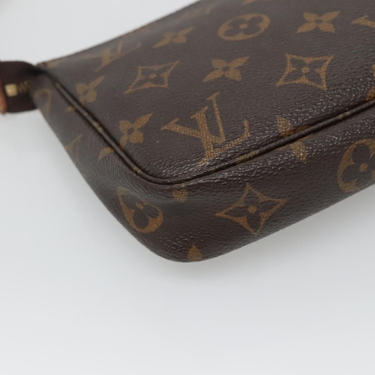 Monogram Pochette Accessoires Pouch