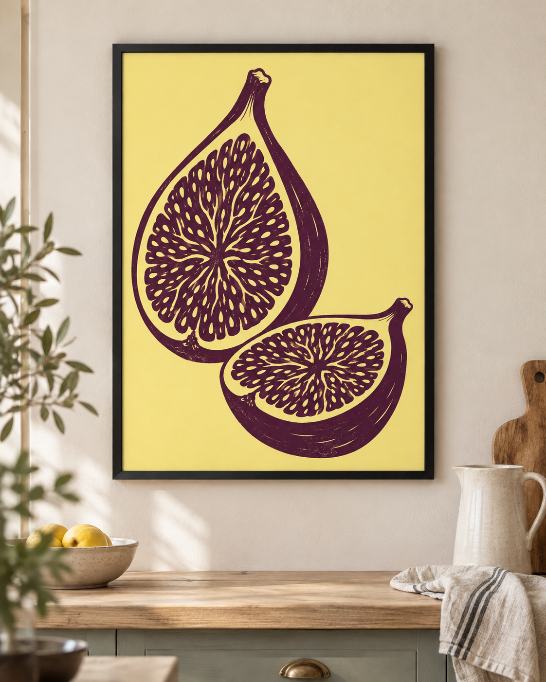Fikonhalvor poster från Kanva i hemmiljö med svart träram. Ram säljs separat.