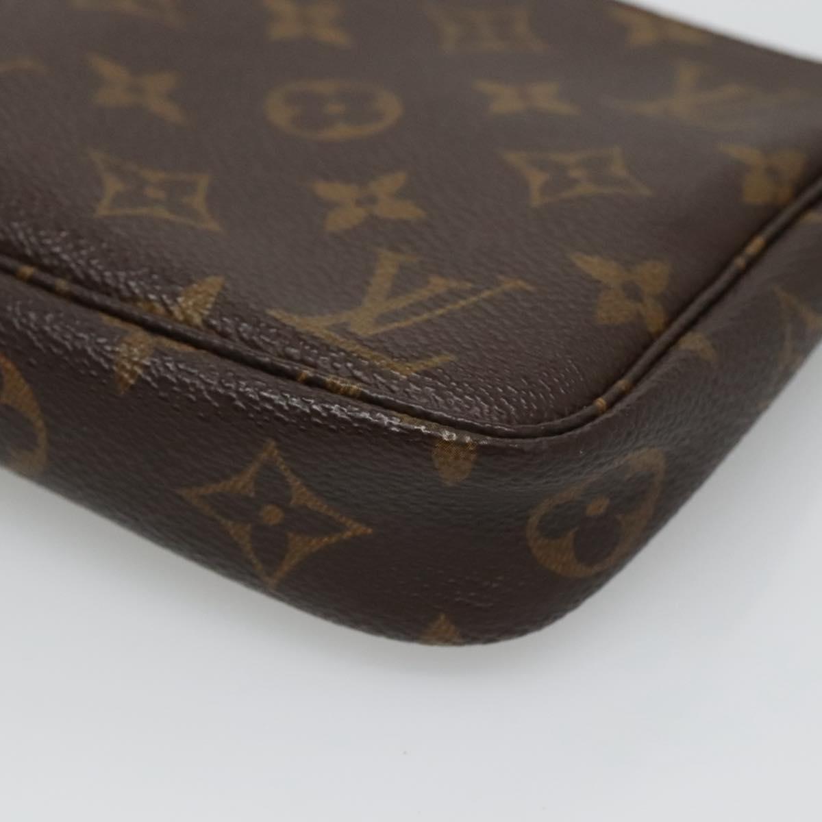 Monogram Pochette -tarvikepussi