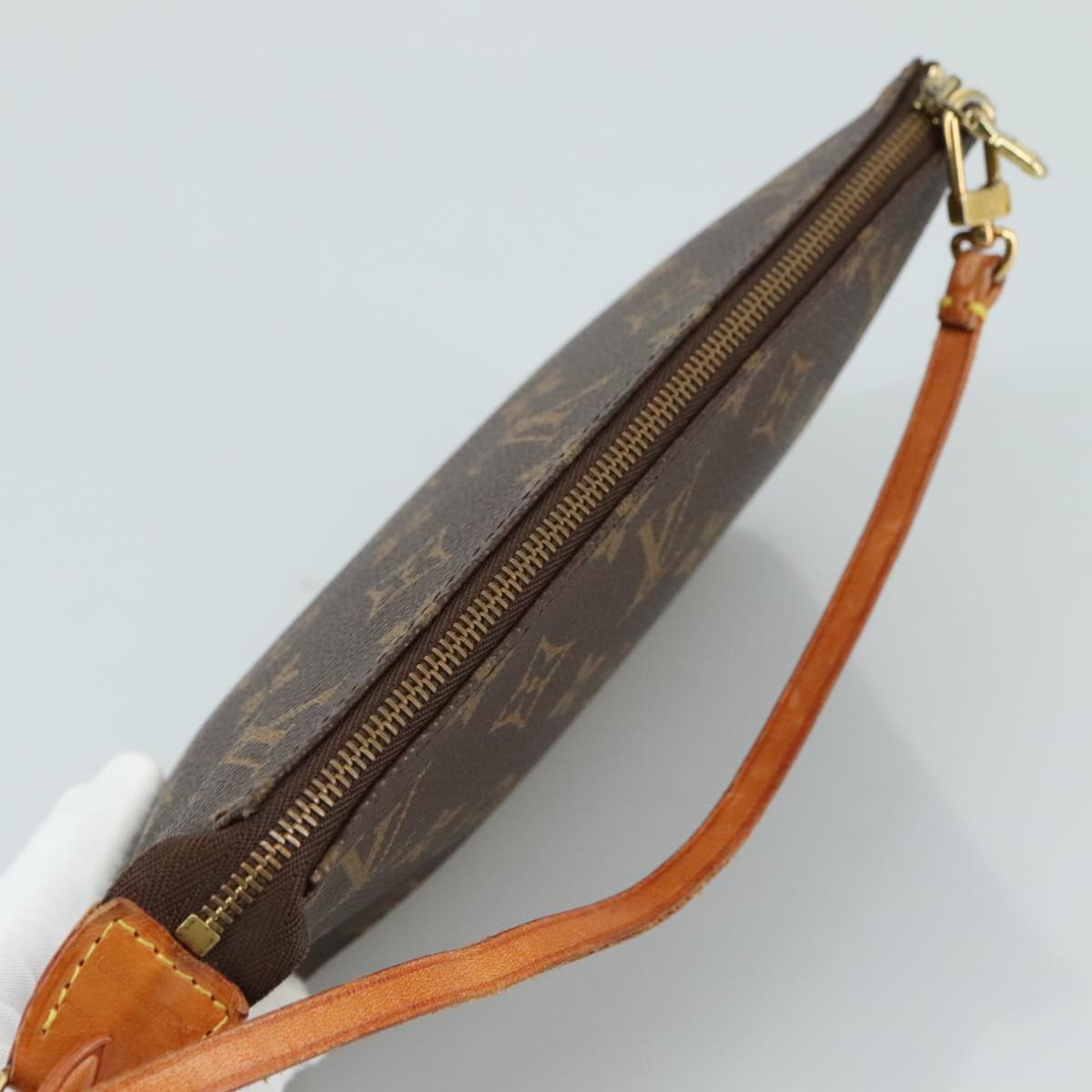 Monogram Pochette Accessoires Pouch