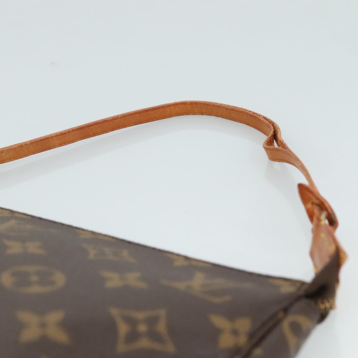 Monogram Pochette Accessoires Pouch