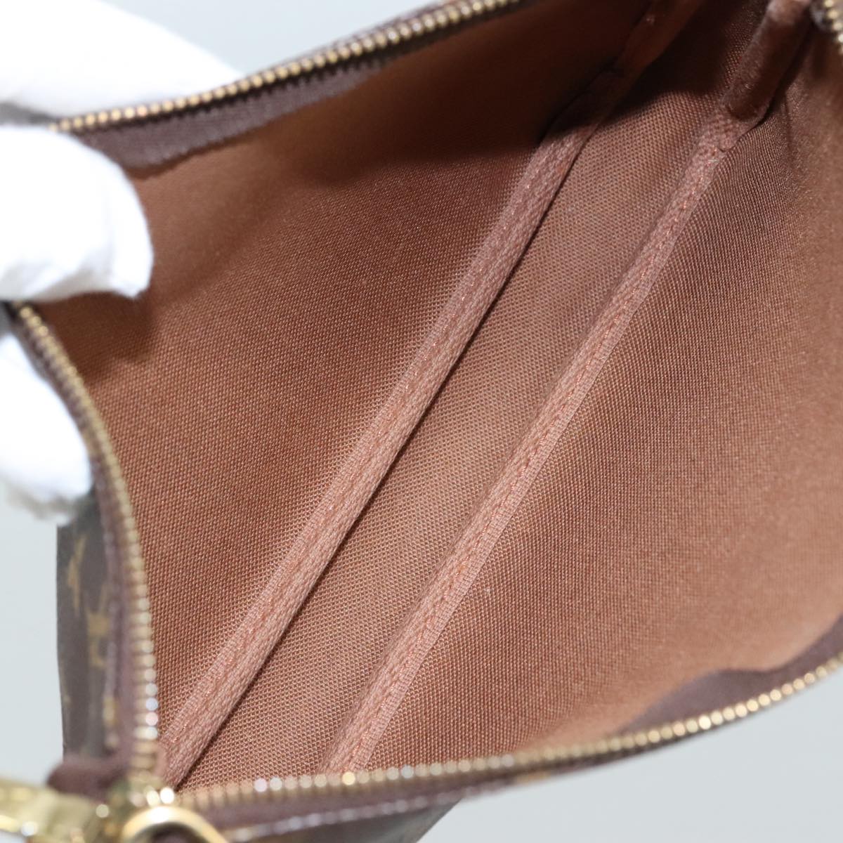 Monogram Pochette Accessoires Pouch