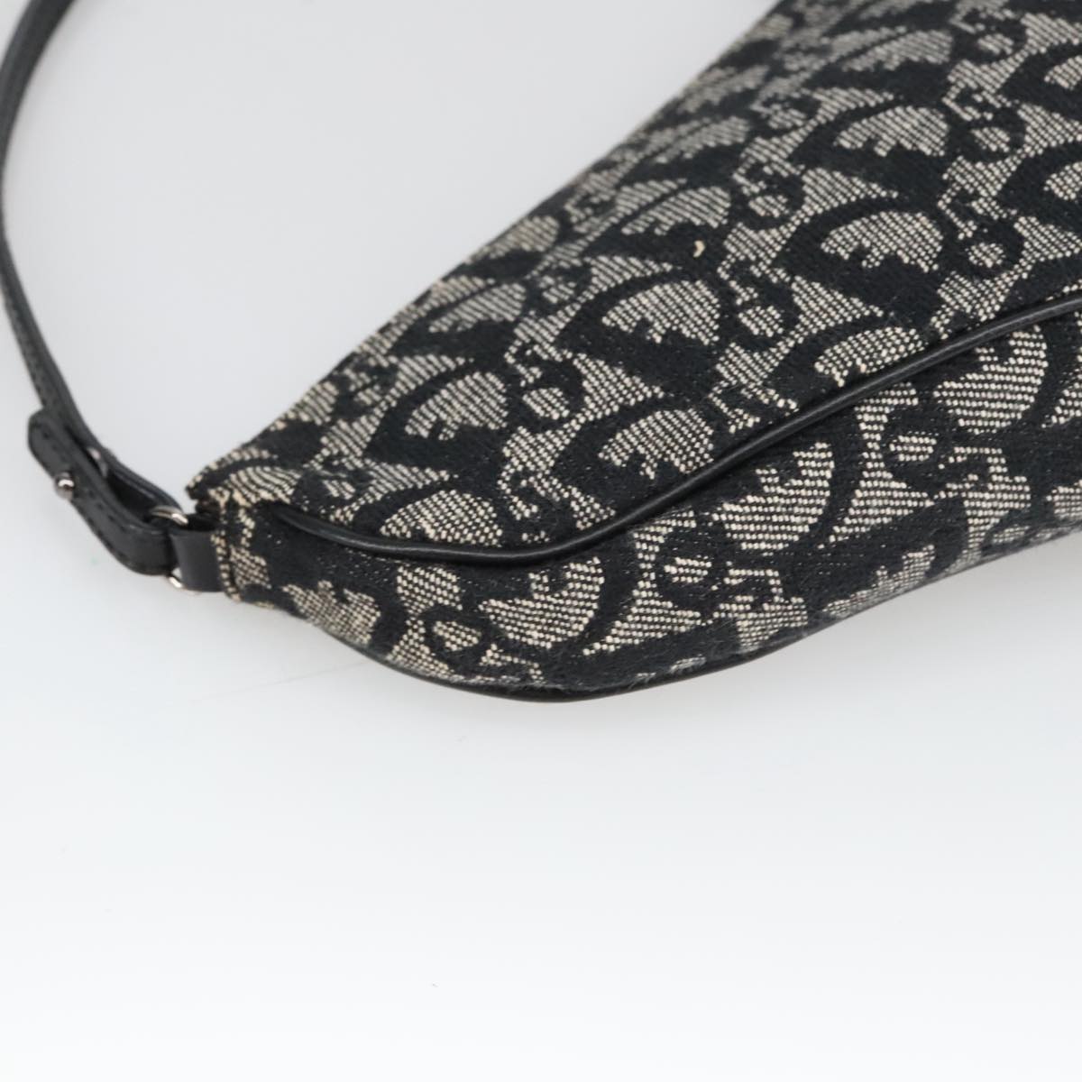 Trotter Canvas Saddle Pouch Black Silver