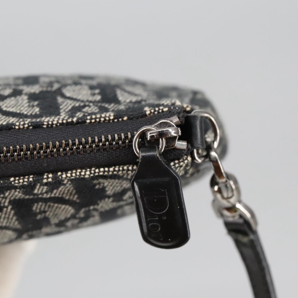 Trotter Canvas Saddle Pouch Black Silver