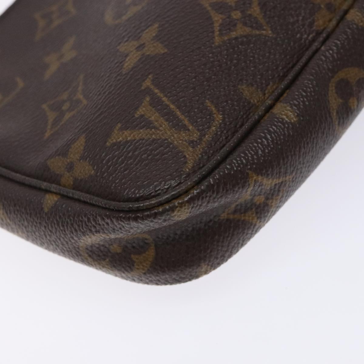 Monogram Pochette Accessoires Pouch