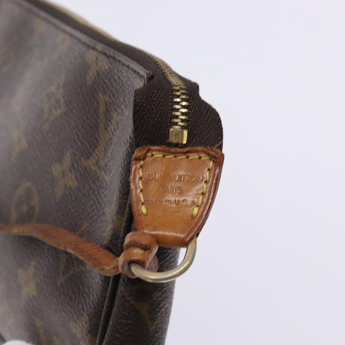 Monogram Pochette Accessoires Pouch