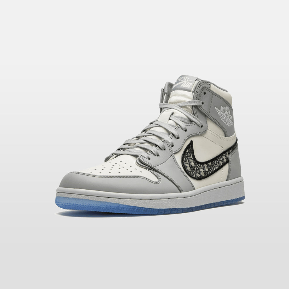 Handla Nike Jordan 1 Retro "Dior" High online | Smidigt och enkelt på nätet - Merchsweden |