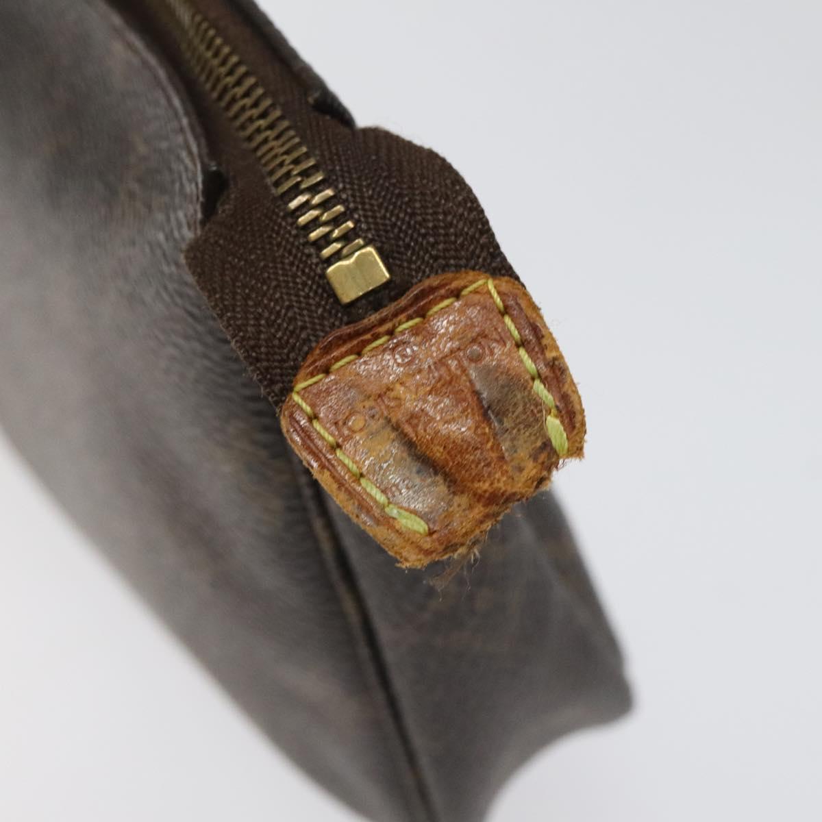 Monogram Pochette Accessoires Pouch