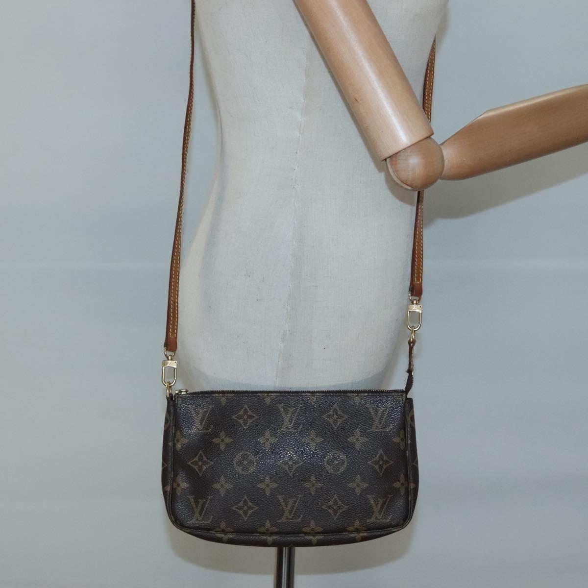 Monogram Pochette Accessoires Pouch