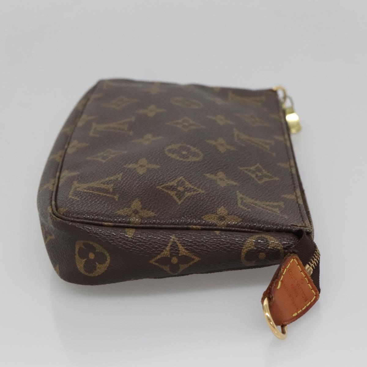 Monogram Pochette Accessoires Pouch