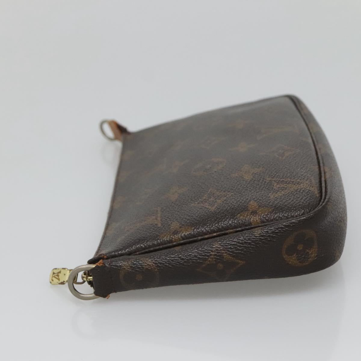 Monogram Pochette Accessoires Pouch