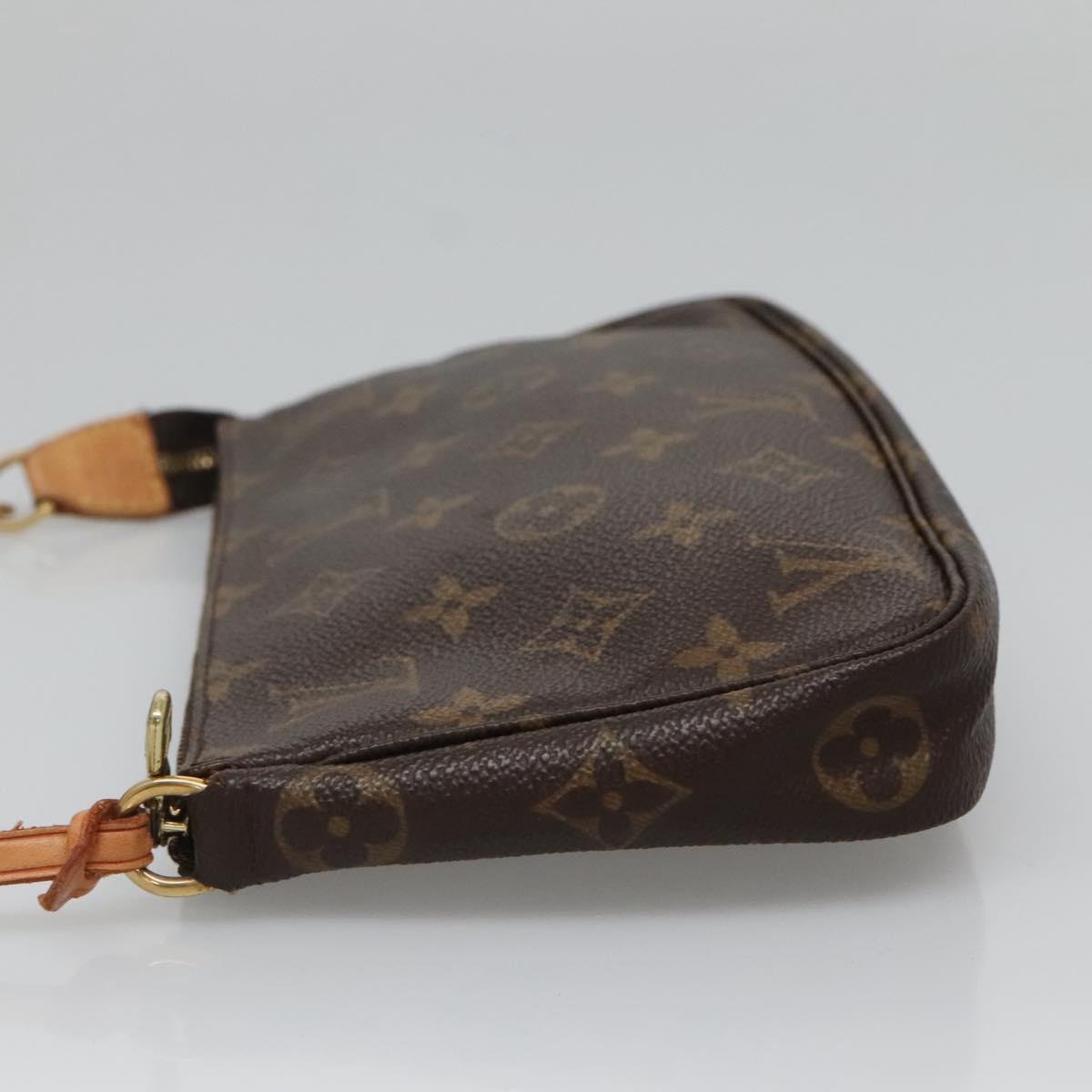 Monogram Pochette Accessoires Pouch