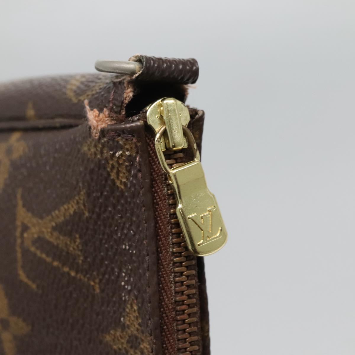 Monogram Pochette Accessoires Pouch