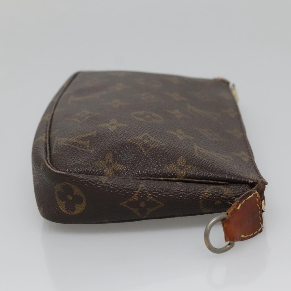 Monogram Pochette Accessoires Pouch