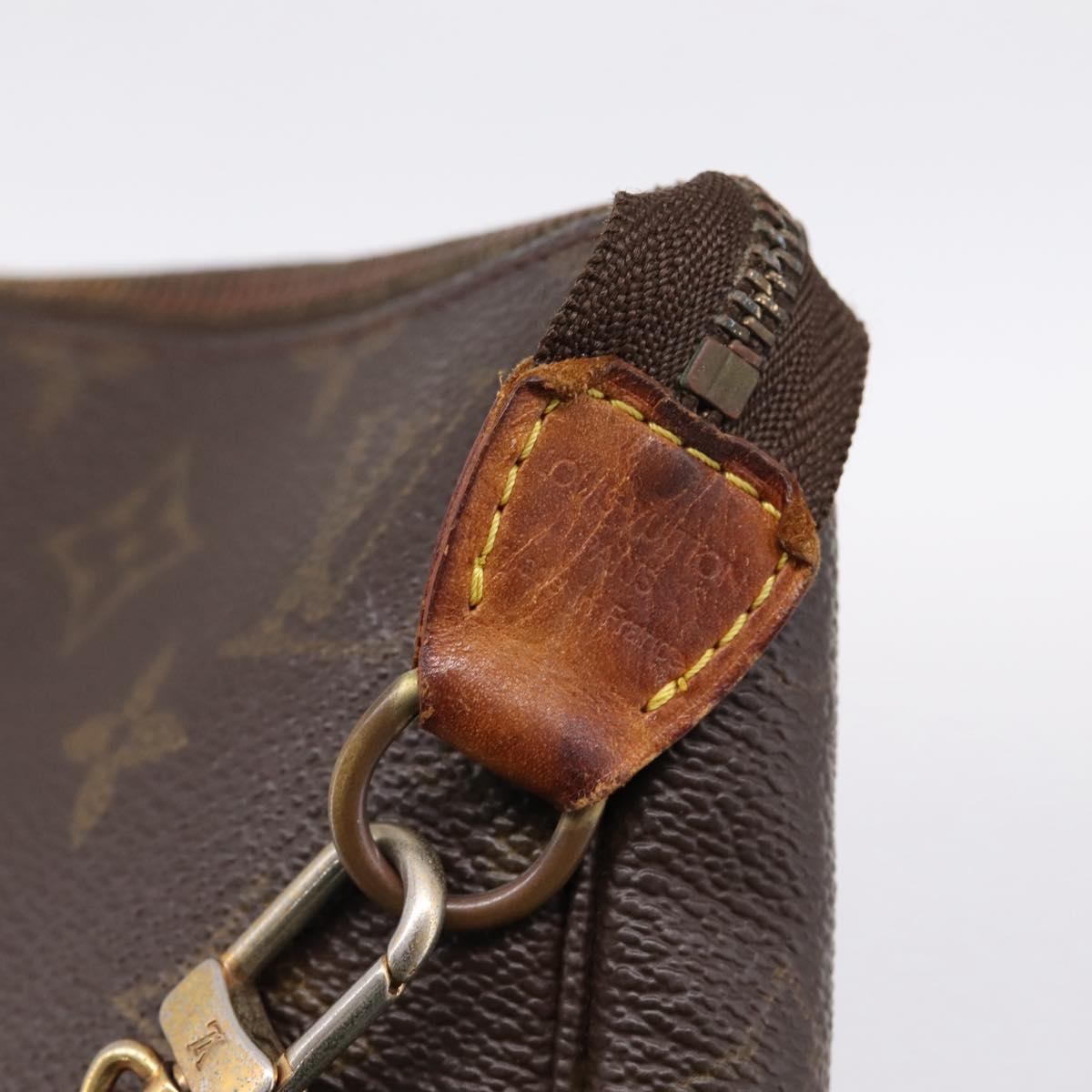 Monogram Pochette Accessoires Pouch