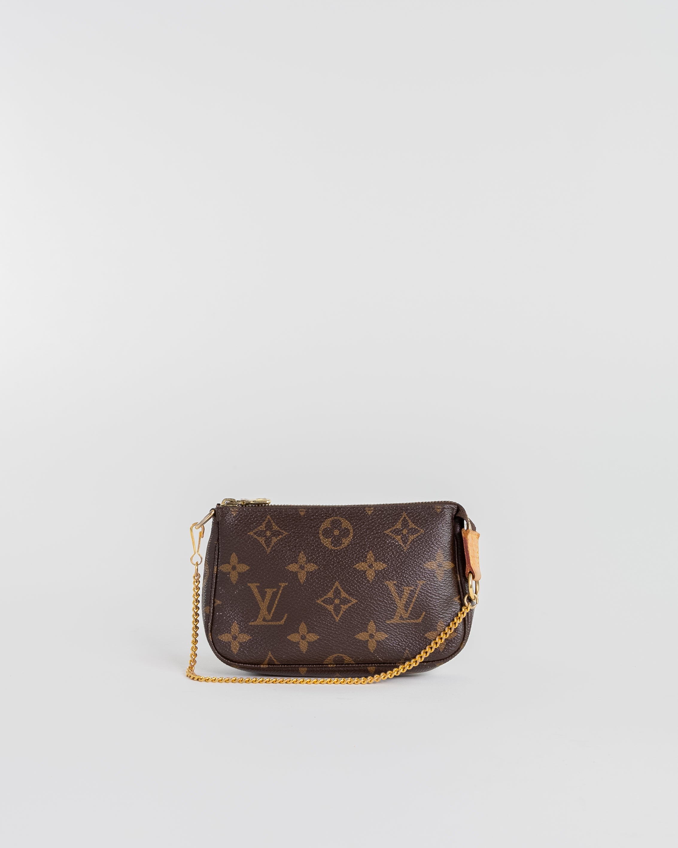 Handla Louis Vuitton Monogram Pochette Accessoires Pouch online | Smidigt och enkelt på nätet - Merchsweden |